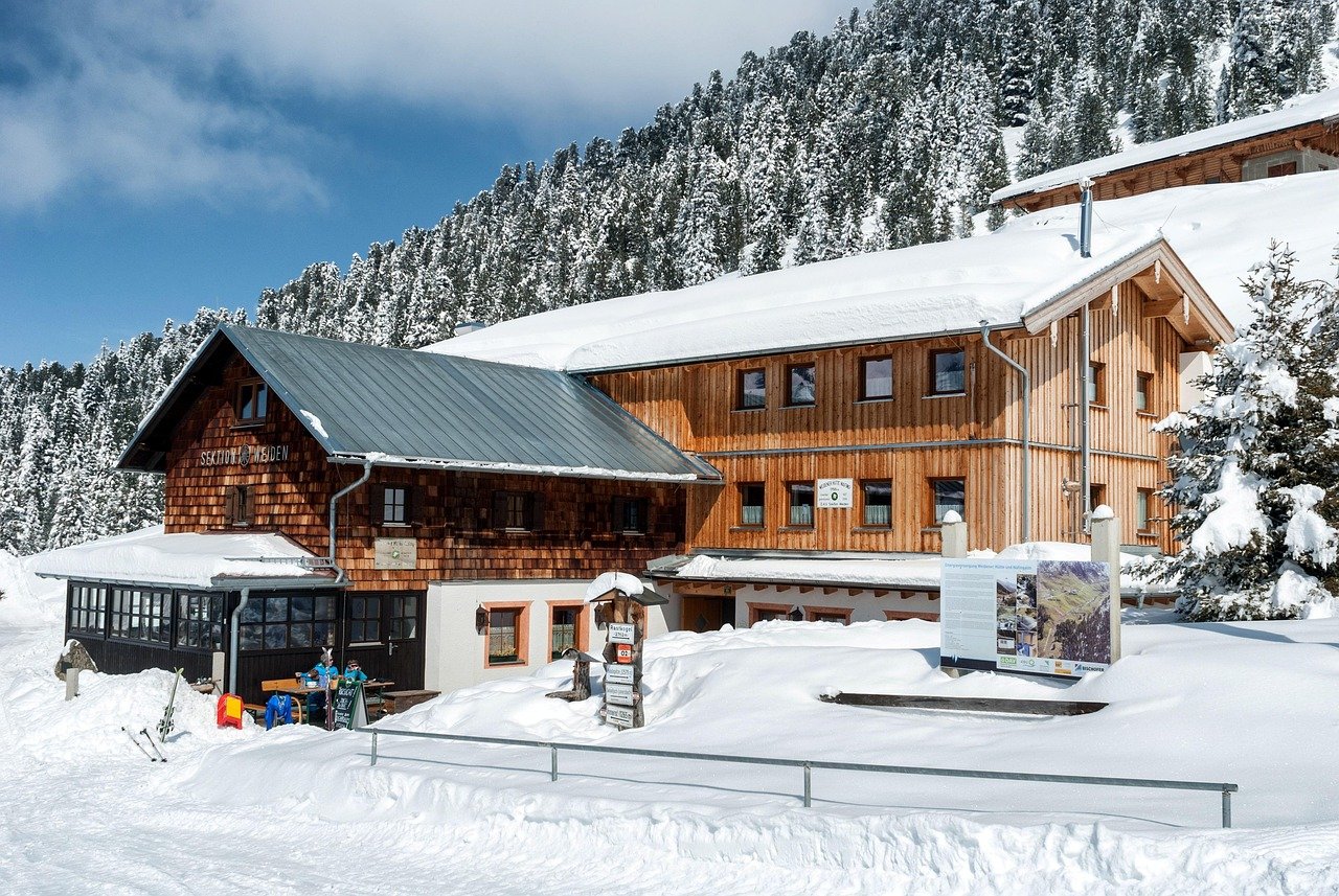 Jaflong Hill Lodge