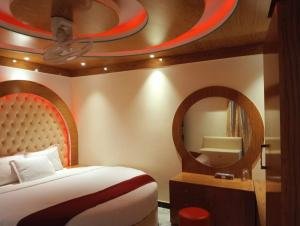 HILL TOP RESORT