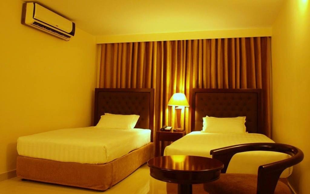 Deluxe Triple Room